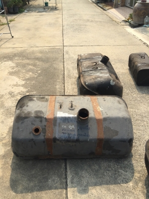 ขายถังนำมัน200ลิตรใบละ2000มี3ใบโทร0643130366