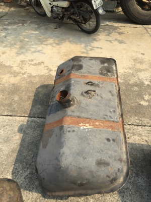 ขายถังนำมัน200ลิตรใบละ2000มี3ใบโทร0643130366