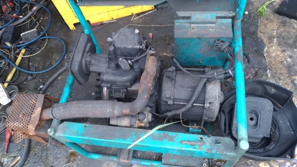 ขายเหมาเครื่่องปั่นไฟดีเซล2เครื่อง5kvaและ5.5kvaครับ