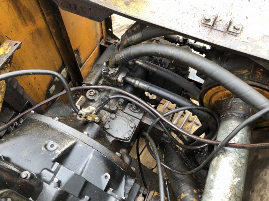 ขายแยกอะไหล่-ยกคัน แมคโคKOMATSU PC200-3