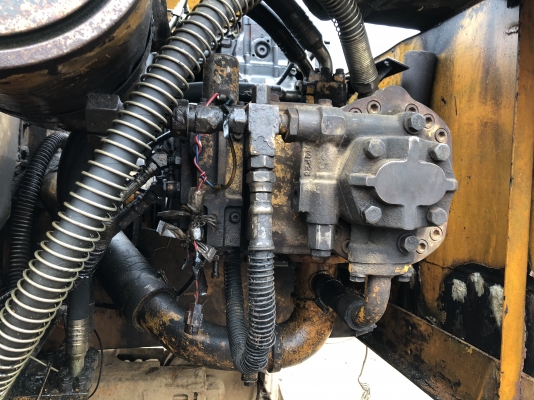 ขายแยกอะไหล่-ยกคัน แมคโคKOMATSU PC200-3