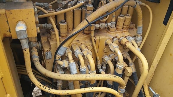 ขาย 645,000 CAT 307 V2 เก่านอก 7,000 ชม. ไฟฟ้าครบ เครื่องดี ปั๊มแรง ช่วงล่างเต็ม รถสวยพร้อมใช้ รถอยู่ ปทุมธานี-สามโคก 061-446-2662 092-595-6777 ญิ๋งยุ ขาย 645,000 CAT 307 V2 เก่านอก 7,000 ชม. ไฟฟ้าครบ เครื่องดี ปั๊มแรง ช่วงล่างเต็ม รถสวยพร้อมใช้ รถอยู่ ปทุมธานี-สามโคก 061-446-2662 092-595-6777 ญิ๋งยุ