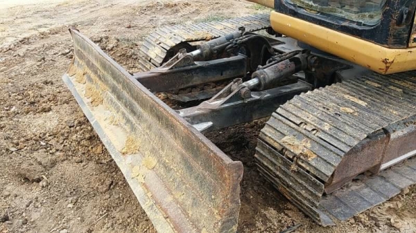 ขาย 645,000 CAT 307 V2 เก่านอก 7,000 ชม. ไฟฟ้าครบ เครื่องดี ปั๊มแรง ช่วงล่างเต็ม รถสวยพร้อมใช้ รถอยู่ ปทุมธานี-สามโคก 061-446-2662 092-595-6777 ญิ๋งยุ ขาย 645,000 CAT 307 V2 เก่านอก 7,000 ชม. ไฟฟ้าครบ เครื่องดี ปั๊มแรง ช่วงล่างเต็ม รถสวยพร้อมใช้ รถอยู่ ปทุมธานี-สามโคก 061-446-2662 092-595-6777 ญิ๋งยุ