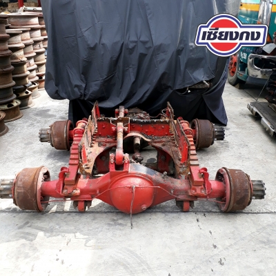 ขายแท่นเพลาโบกี้ ISUZU แท่นเตี้ย 2 เพลา เก่าแท้ Japan