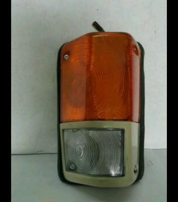 ไฟเลี้ยวข้างขวา Hino-725