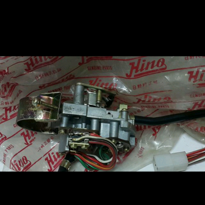 ยกเลี้ยว Hino-725 ของใหม่ ยกเลี้ยว Hino-725 ของใหม่