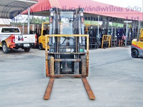 ขาย รถโฟล์คลิฟท์ TCM รุ่น FD30T3 ขาย รถโฟล์คลิฟท์ TCM รุ่น FD30T3