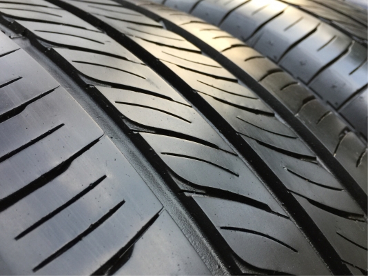 ยาง Dunlop 205 55 16 ปี17 ดอกเต็ม เนื้อนิ่มๆ ใช้ยาว ราคาไม่แพง ยาง Dunlop 205 55 16 ปี17 ดอกเต็ม เนื้อนิ่มๆ ใช้ยาว ราคาไม่แพง