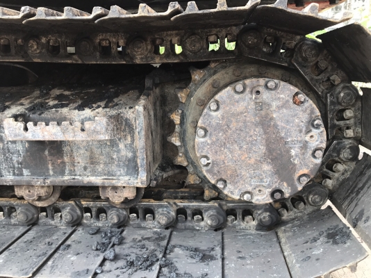 ขายรถแบคโฮ HITACIH ZX 120-1 ปี.56 พร้อมหัวกระแทก และลาย เอกสารใบแจ้งจำหน่าย สีสวยเดิมๆ ไฟฟ้าครบ ระบบเต็ม เอวมีขยับนิดหน่อย มูมฮาร์สวย ปุ้งกี้สวย แอร์เย็น ภายในเก๋งสวย เครื่องแน้น ปั้มแรง โซ้หนา แผ่นสภาพ 90\% เฟรมสวย รถทำงานเร็วหายห่วง สนใจรีบจองด่วน 081-35