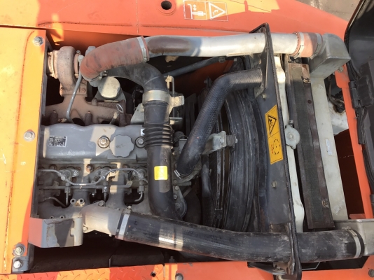 ขายรถแบคโฮ HITACIH ZX 120-1 ปี.56 พร้อมหัวกระแทก และลาย เอกสารใบแจ้งจำหน่าย สีสวยเดิมๆ ไฟฟ้าครบ ระบบเต็ม เอวมีขยับนิดหน่อย มูมฮาร์สวย ปุ้งกี้สวย แอร์เย็น ภายในเก๋งสวย เครื่องแน้น ปั้มแรง โซ้หนา แผ่นสภาพ 90\% เฟรมสวย รถทำงานเร็วหายห่วง สนใจรีบจองด่วน 081-35