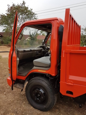 ขายรถยนต์ ISUZU รุ่น NPR66LX5 4 ตัน 6 ล้อ (สีส้ม) (มีแอร์)