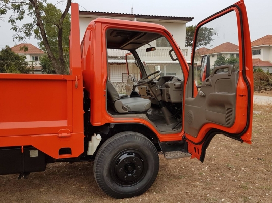 ขายรถยนต์ ISUZU รุ่น NPR66LX5 4 ตัน 6 ล้อ (สีส้ม) (มีแอร์)