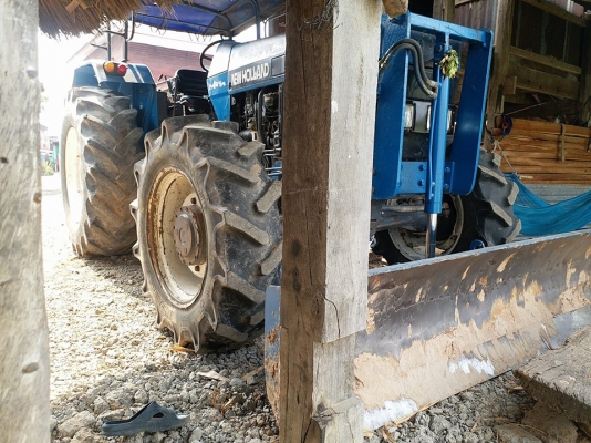 ขายรถไถFORD 66402เพลา คานนิวเอกสารเล่มทะเบียนช่วงล่างเช็คใหม่ พร้อมลงงาน ขายรถไถFORD 66402เพลา คานนิวเอกสารเล่มทะเบียนช่วงล่างเช็คใหม่ พร้อมลงงาน