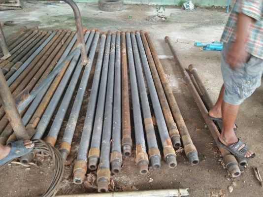 ขายด่วนรถเจาะบ่อบาดาบระบบออโตมีหัวเบิดหินสภาพดีมากๆๆ