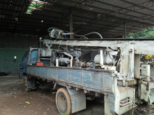 ขายด่วนรถเจาะบ่อบาดาบระบบออโตมีหัวเบิดหินสภาพดีมากๆๆ