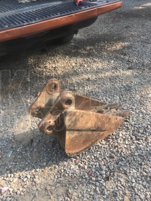 ขายด่วน บุ้งกี๋ ขุดท่อ ใส่pc30 สภาพสวยพร้อมใช้งาน เพียง 3500 บาท