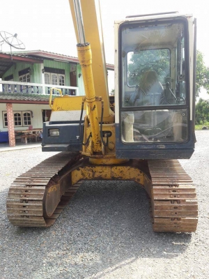 ขายจ้า..KOMATSU PC60-6  เก่านอกแท้...สภาพสวย  เดิมๆๆ..3,XXX  ชั่วโมง  เครืองปั๊มดี  พร้อมใช้  โทร  089-3818694  ดวงนภา