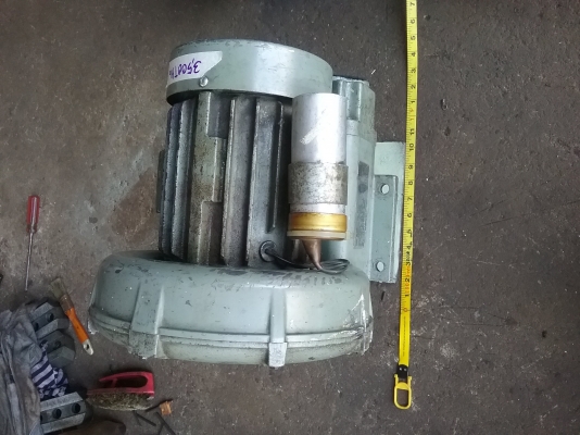 ริงโบเวอร์ (RING BLOW)