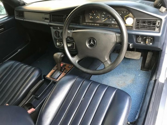 Benz 190e ปี93 เกียร์ออโต้ แก๊สหัวฉีด