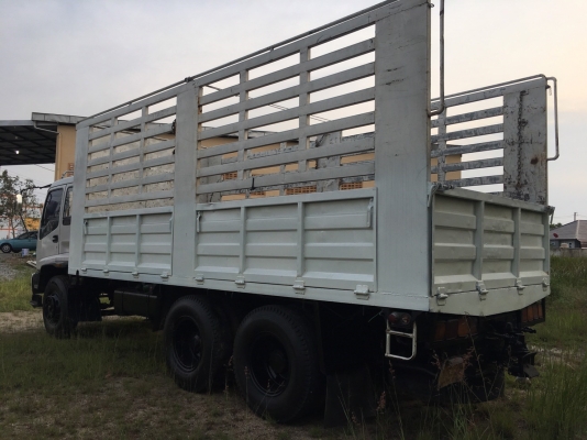 ขาย 10ล้อรั้ว 2เพลา isuzu deca ปี 45 เครื่อง 195 แรง