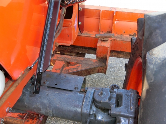 ❥สินค้าเข้าใหม่ M6040&raquo;&raquo;พร้อมใช้งาน  มีเล่มทะเบียนพร้อมโอนคะ???????? พร้อมอุปกรณ์ 2ชิ้น ผาน4+ใบดันหน้า ราคา490000บาท ชั่วโมงทำงาน 2800ชม. ↠↠สนใจติดต่อสอบถาม↠0906910337 ⛽️พิกัดร้าน ส.เจริญแทรกเตอร์ อ. บางระกำ จ. พิษณุโลก