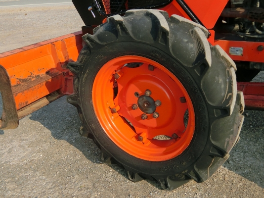 ❥สินค้าเข้าใหม่ M6040&raquo;&raquo;พร้อมใช้งาน  มีเล่มทะเบียนพร้อมโอนคะ???????? พร้อมอุปกรณ์ 2ชิ้น ผาน4+ใบดันหน้า ราคา490000บาท ชั่วโมงทำงาน 2800ชม. ↠↠สนใจติดต่อสอบถาม↠0906910337 ⛽️พิกัดร้าน ส.เจริญแทรกเตอร์ อ. บางระกำ จ. พิษณุโลก