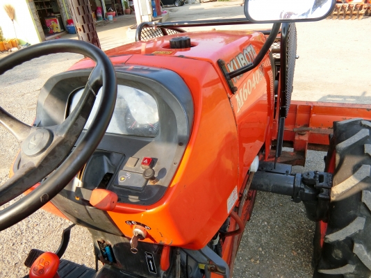 ❥สินค้าเข้าใหม่ M6040&raquo;&raquo;พร้อมใช้งาน  มีเล่มทะเบียนพร้อมโอนคะ???????? พร้อมอุปกรณ์ 2ชิ้น ผาน4+ใบดันหน้า ราคา490000บาท ชั่วโมงทำงาน 2800ชม. ↠↠สนใจติดต่อสอบถาม↠0906910337 ⛽️พิกัดร้าน ส.เจริญแทรกเตอร์ อ. บางระกำ จ. พิษณุโลก