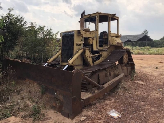 ขาย 580,000 บาท CATTERPILAR D5H เครื่อง (วางใหม่ 12 Z-145 แรง ไดเร็ก) ดี เกียร์ตัด. ระบบไฮโดลิกพร้อม โช่หนา แผ่นสวย เอกสารชื้อขาย  รถอยู่ จ.ปราจีนบุรี โทร&amp;ไอดีไลน์ 0610710295