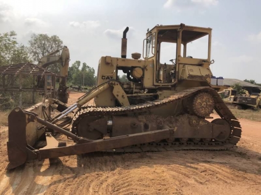 ขาย 580,000 บาท CATTERPILAR D5H เครื่อง (วางใหม่ 12 Z-145 แรง ไดเร็ก) ดี เกียร์ตัด. ระบบไฮโดลิกพร้อม โช่หนา แผ่นสวย เอกสารชื้อขาย  รถอยู่ จ.ปราจีนบุรี โทร&amp;ไอดีไลน์ 0610710295