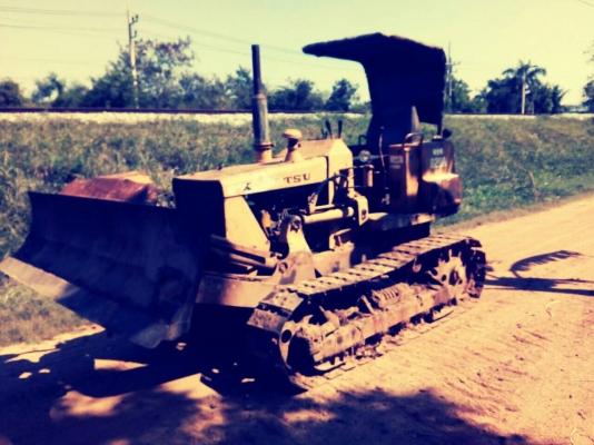 KOMATSU D2-5 ตีนไก่ พร้อมใช้งาน