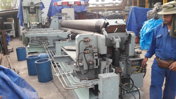 ขายเครื่องม้วนระบบไฮโดรลิคยาว4เมตรม้วนได้10-12มิลราคาเบาๆครับ ขายเครื่องม้วนระบบไฮโดรลิคยาว4เมตรม้วนได้10-12มิลราคาเบาๆครับ