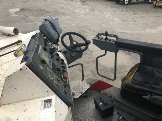 รถกัดถนนล้อแทรค Wirtgen W100F รถกัดถนนล้อแทรค Wirtgen W100F