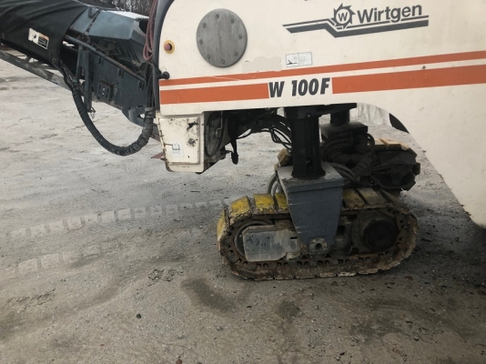 รถกัดถนนล้อแทรค Wirtgen W100F รถกัดถนนล้อแทรค Wirtgen W100F
