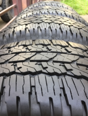 ยาง Bridgestone 265 65 17 ปี16 ดอกเต็ม ไม่มีปะ ใช้ยาว ราคาไม่แพง ยาง Bridgestone 265 65 17 ปี16 ดอกเต็ม ไม่มีปะ ใช้ยาว ราคาไม่แพง