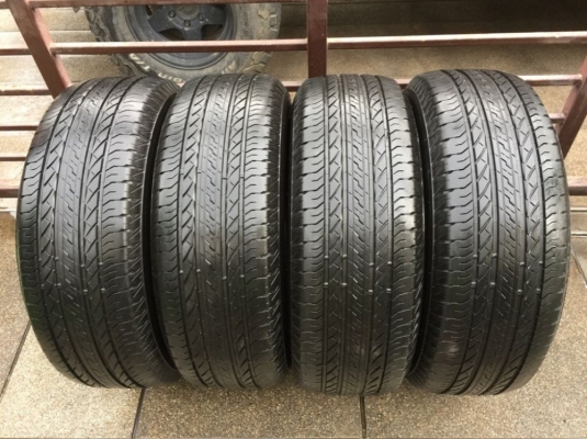 ยาง Bridgestone 265 65 17 สิ้นปี16 ดอกเต็ม ไม่มีปะ เนื้อนิ่มๆ ใช้ยาว ราคาไม่แพง
