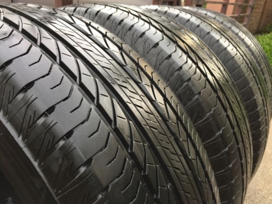 ยาง Bridgestone 265 65 17 สิ้นปี16 ดอกเต็ม ไม่มีปะ เนื้อนิ่มๆ ใช้ยาว ราคาไม่แพง ยาง Bridgestone 265 65 17 สิ้นปี16 ดอกเต็ม ไม่มีปะ เนื้อนิ่มๆ ใช้ยาว ราคาไม่แพง