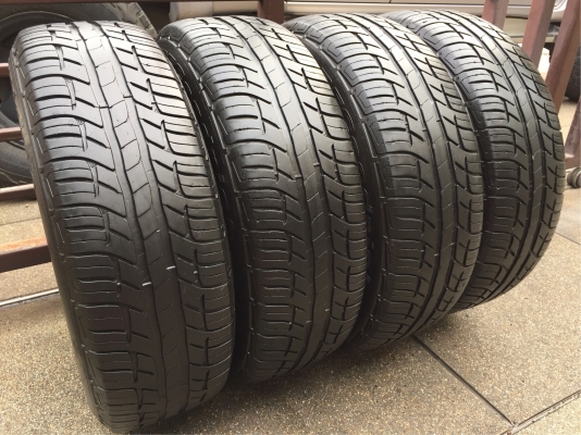 ยาง BF Goodrich 215 65 16 ปี17 ดอกเต็ม ไม่มีปะ เนื้อนิ่มๆ ใช้ยาว ราคาไม่แพง ยาง BF Goodrich 215 65 16 ปี17 ดอกเต็ม ไม่มีปะ เนื้อนิ่มๆ ใช้ยาว ราคาไม่แพง