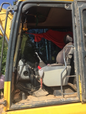 ขายรถแบคโฮ KOMATSU PC120-8เครื่อง97แรงม้าปี56สวยเดิม สนใจโทร 081-970-1072