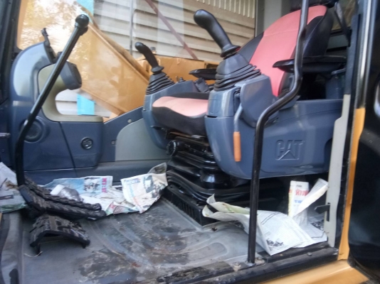 ขออนุญาตขาย312d กระบอกดำ เอกสารอินวอยไฟฟ้าครบ ช่วงล่างเต็ม เอวแน่น พร้อมใช้งานราคา1380000บาท สนใจติดต่อช่างดำ 0853224877 0988930465ไอดีไลน์ 0853224877 ครับผม