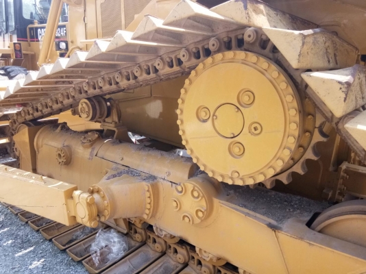 ขออนุญาตขายแทรกเตอร์D6R เก่านอกยังไม่เคยใช้งานในเมืองไทย ตีนเป็ด สภาพนางฟ้า สวยมากๆ เอดสารอินวอย ราคา 3850000บาท สนใจติดต่อช่างดำ 0853224877 0988930465 ไอดีไลน์ 0853224877ครับผม