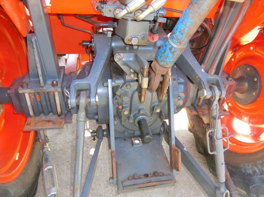 ❥สินค้าเข้าใหม่ M6040คันที่2&raquo;&raquo;พร้อมใช้งาน  รถปี53 มีเล่มทะเบียนพร้อมโอนคะ???????? พร้อมอุปกรณ์ 2ชิ้น ผาน6+ใบดันหน้า ราคา540000บาท ชั่วโมงทำงาน 1812ชม. ↠↠สนใจติดต่อสอบถาม↠0906910337 ⛽️พิกัดร้าน ส.เจริญแทรกเตอร์ อ. บางระกำ จ. พิษณุโลก