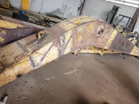 ขออนุญาตขายบูมยาว16m kobelco200 มากทรี ทำงานเหล็กแล้วยังไม่ได้ทำสี ตามสภาพราคา 185000บาทถ้าทำสีใส่แป็บไฮดอริกให้พร้อมใช้งานราคา 255000บาทครับผม สนใจติดต่อช่างดำ 0853224877 0988930465 ไอดีไลน์ 0853224877 ครับผม