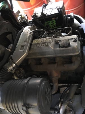 +++ ขายโฟล์คลิฟท์  TOYOTA 6FD25  ขนาด 2.5  ตัน  เครื่องยนต์ดีเซล  เสา 3  เมตร  เกียร์ออโตเมติค  ยางตันครับ