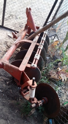 ขายครับ 24แรง ผานพรวน ล้อเหล็ก พร้อมใช้ เล่มชุดโอนครบ ราคา 145,000 บาท กันทรลักษ์ ศรีสะเกษ โทร.0816004753/0984422502 ครับ