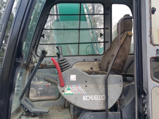 ขอบคุณลูกค้าจาก จ.เชียงราย ซื้อขายและจัดส่งเรียบร้อยแล้ว รถแบคโฮ KOBELCO SK100 MARK5 SUPER รถเก่านอกพึ่งนำเข้ามา ยังไม่เคยใช้งานในไทย ไฟฟ้าครบ มีลายแย็ก เครื่องดี ปั๊มแรง โซ่หนา เอวแน่น พร้อมใช้งาน มีเอกสารใบอินวอยซ์ ชุดจดทะเบียน มี VDO การทำงานให้ชม