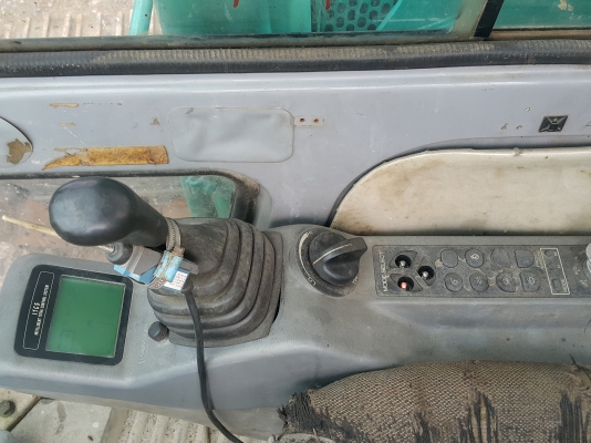 ขอบคุณลูกค้าจาก จ.เชียงราย ซื้อขายและจัดส่งเรียบร้อยแล้ว รถแบคโฮ KOBELCO SK100 MARK5 SUPER รถเก่านอกพึ่งนำเข้ามา ยังไม่เคยใช้งานในไทย ไฟฟ้าครบ มีลายแย็ก เครื่องดี ปั๊มแรง โซ่หนา เอวแน่น พร้อมใช้งาน มีเอกสารใบอินวอยซ์ ชุดจดทะเบียน มี VDO การทำงานให้ชม