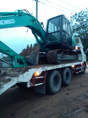 ขอบคุณลูกค้าจาก จ.เชียงราย ซื้อขายและจัดส่งเรียบร้อยแล้ว รถแบคโฮ KOBELCO SK100 MARK5 SUPER รถเก่านอกพึ่งนำเข้ามา ยังไม่เคยใช้งานในไทย ไฟฟ้าครบ มีลายแย็ก เครื่องดี ปั๊มแรง โซ่หนา เอวแน่น พร้อมใช้งาน มีเอกสารใบอินวอยซ์ ชุดจดทะเบียน มี VDO การทำงานให้ชม