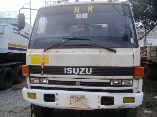 ขายหัวคัสซีISUZU 2 เพลาเครื่อง EK100 =260แรง