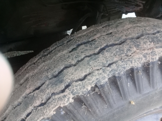 ขายหัวคัสซีISUZU 2 เพลาเครื่อง EK100 =260แรง