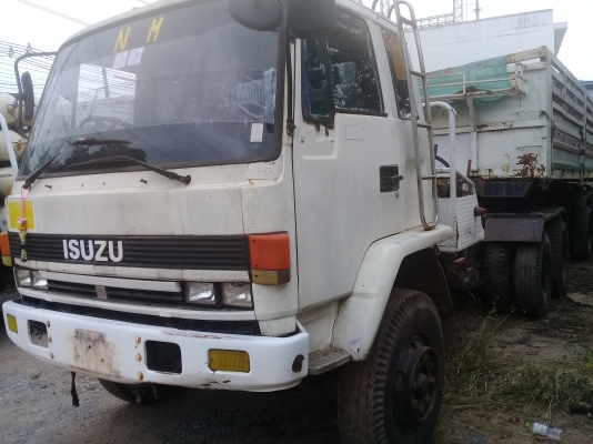 ขายหัวคัสซีISUZU 2 เพลาเครื่อง EK100 =260แรง